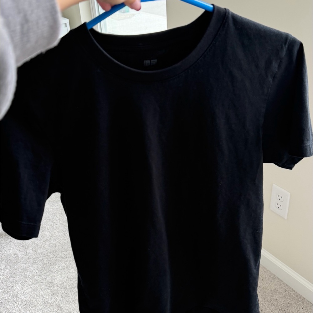 Uniqlo Supima Cotton Tee in Black
